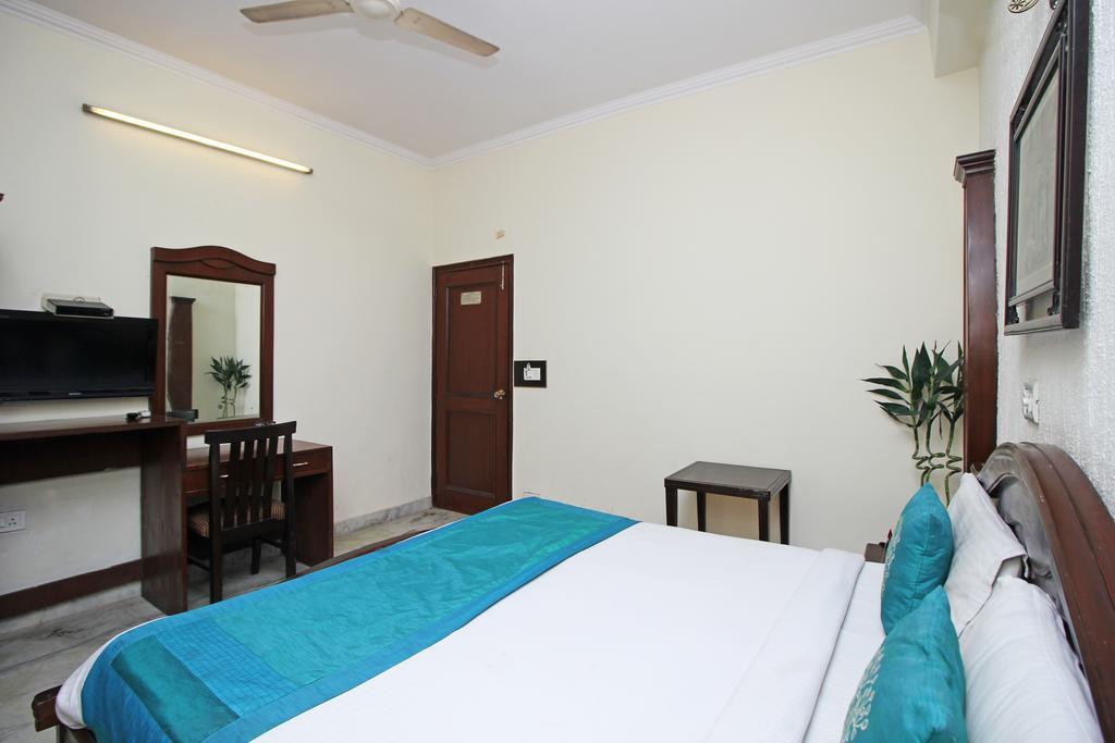 Hotel Garden View Delhi  Exterior photo